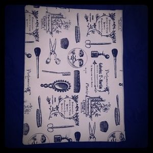 Hugo Boss make up bag